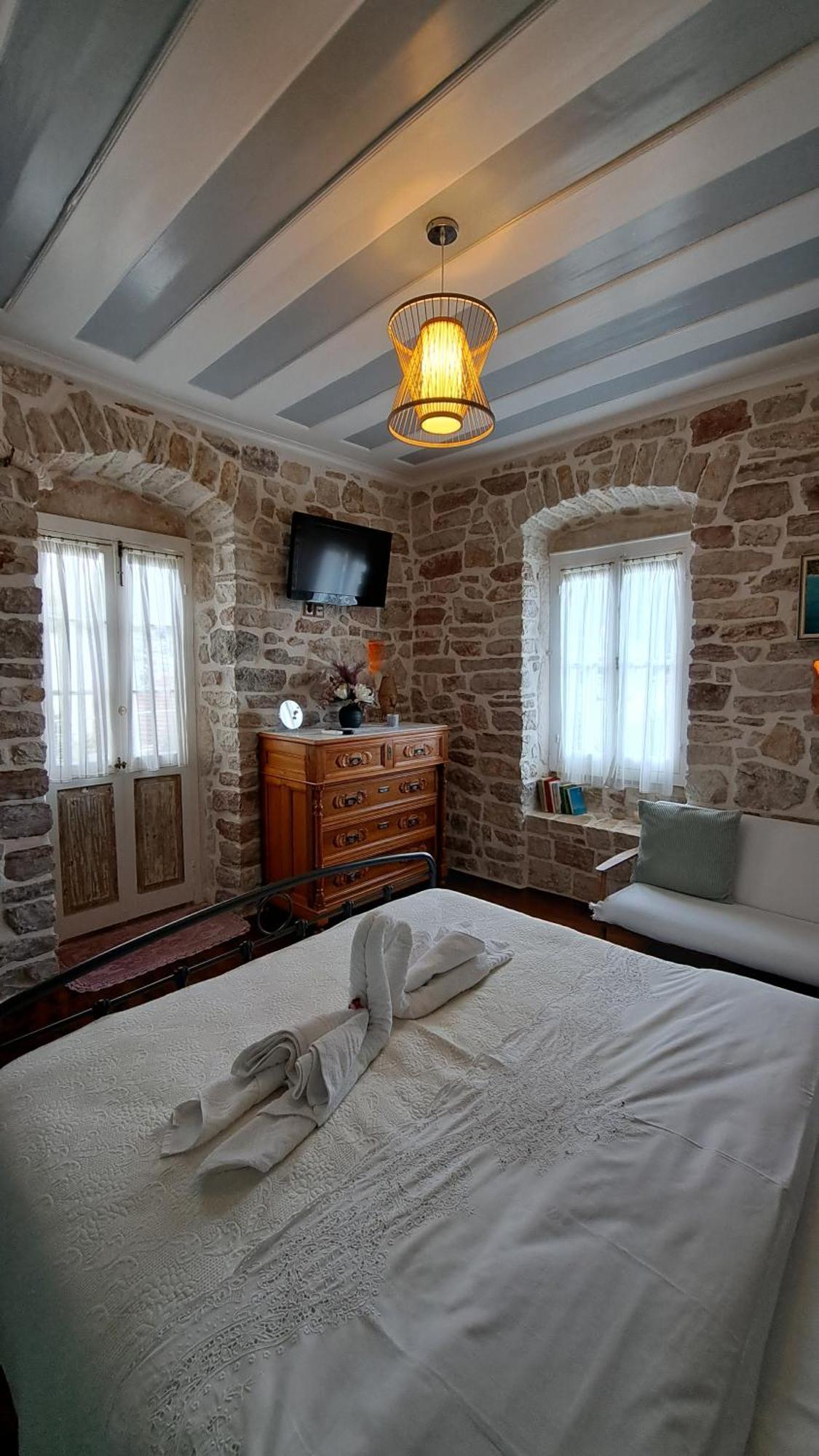 1836 Traditional House Vathy  Exterior foto